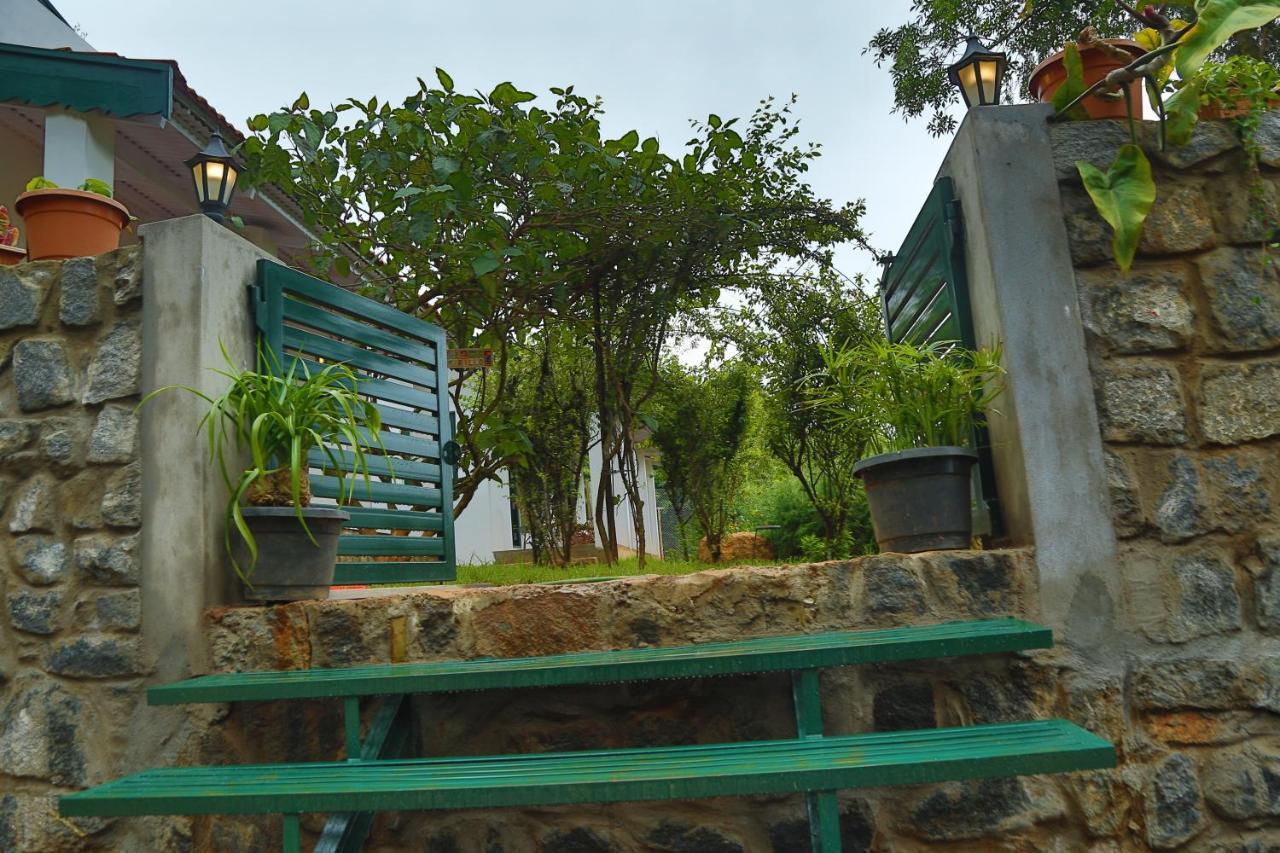 Bed and Breakfast The Tamarillo Ooty Exterior foto